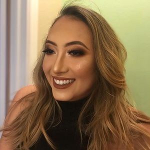 Meet your Posher, Letícia